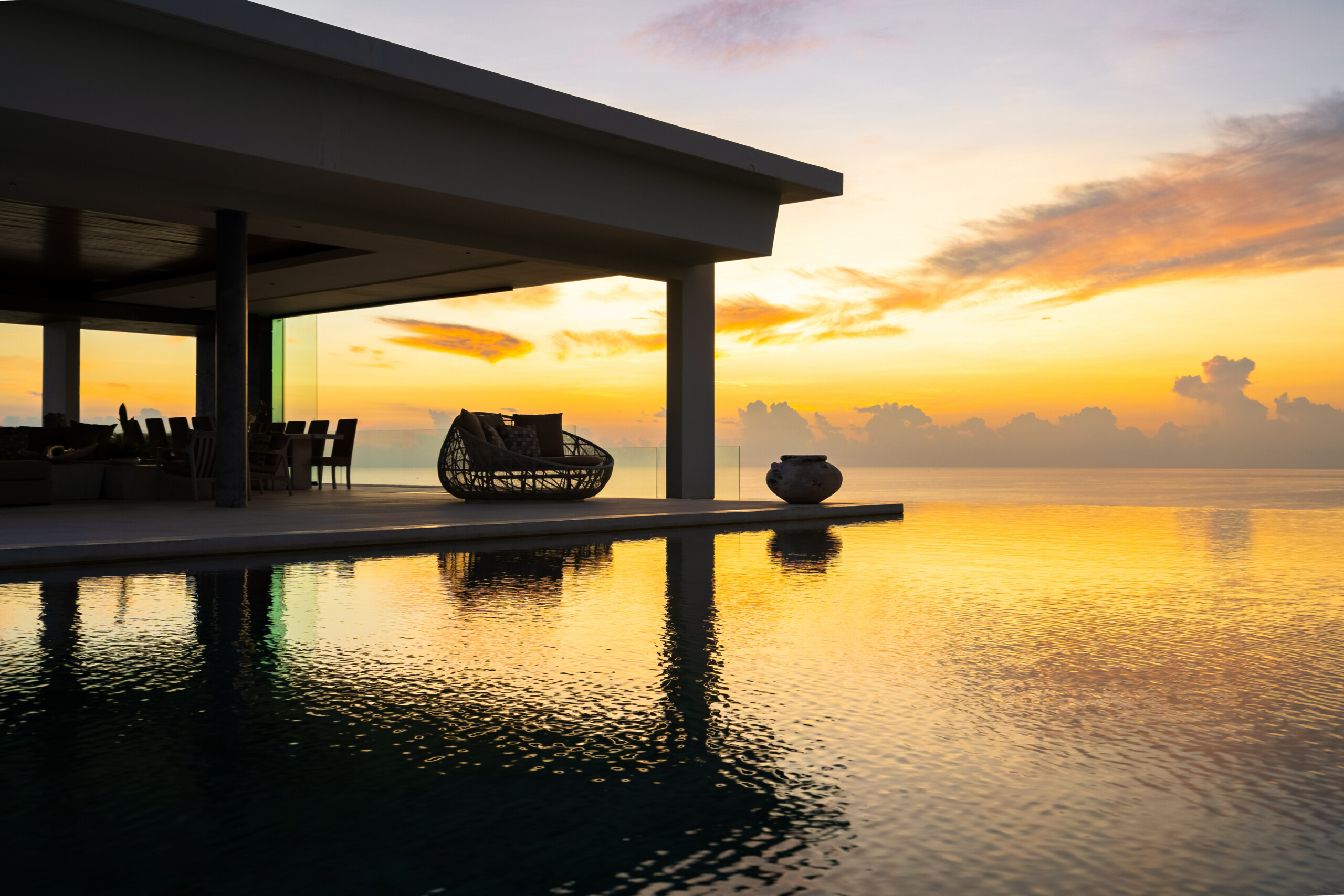Escaping to Luxury Villas for the Perfect Romantic Getaway