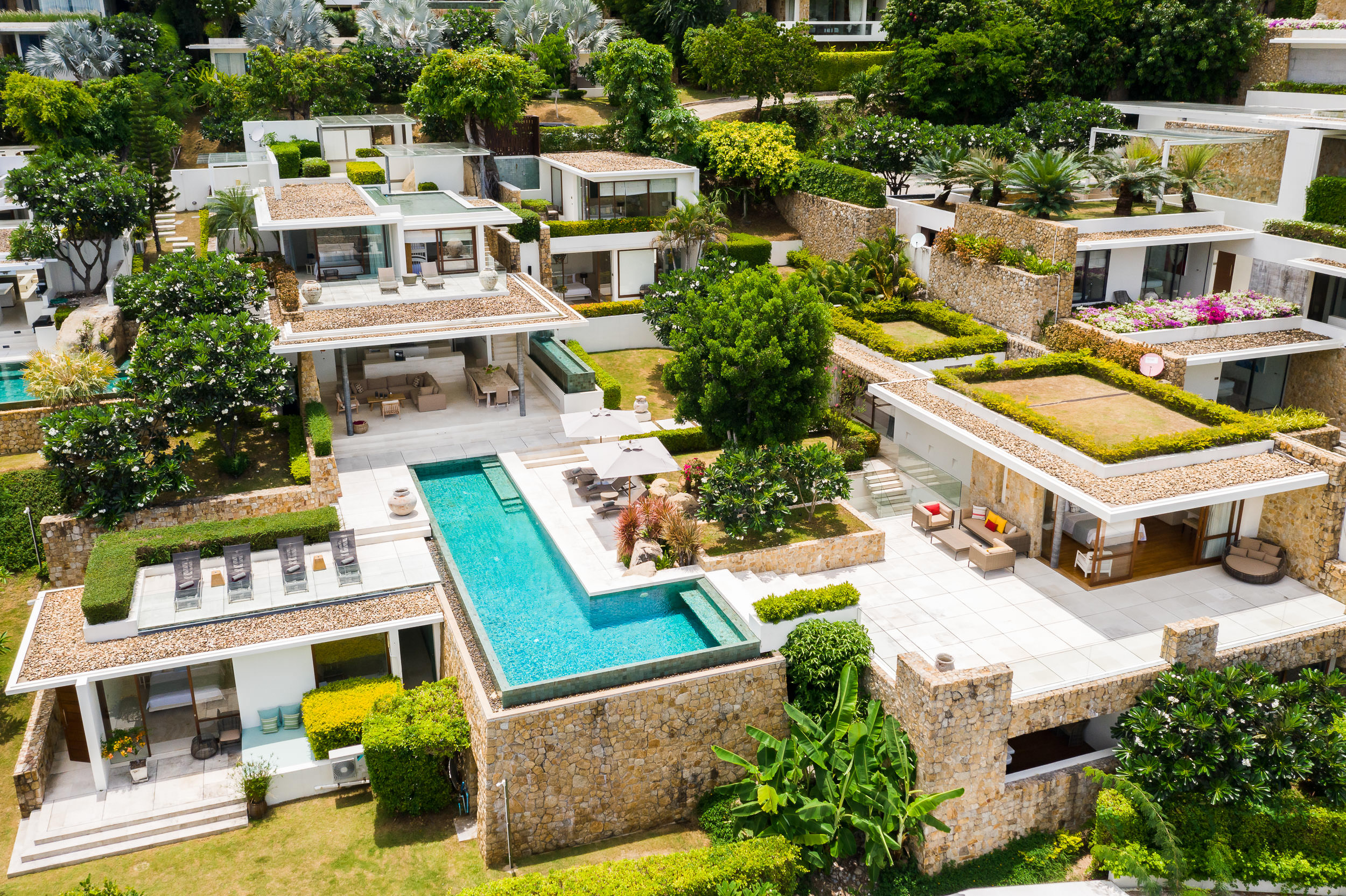 Villa 6 — image 1