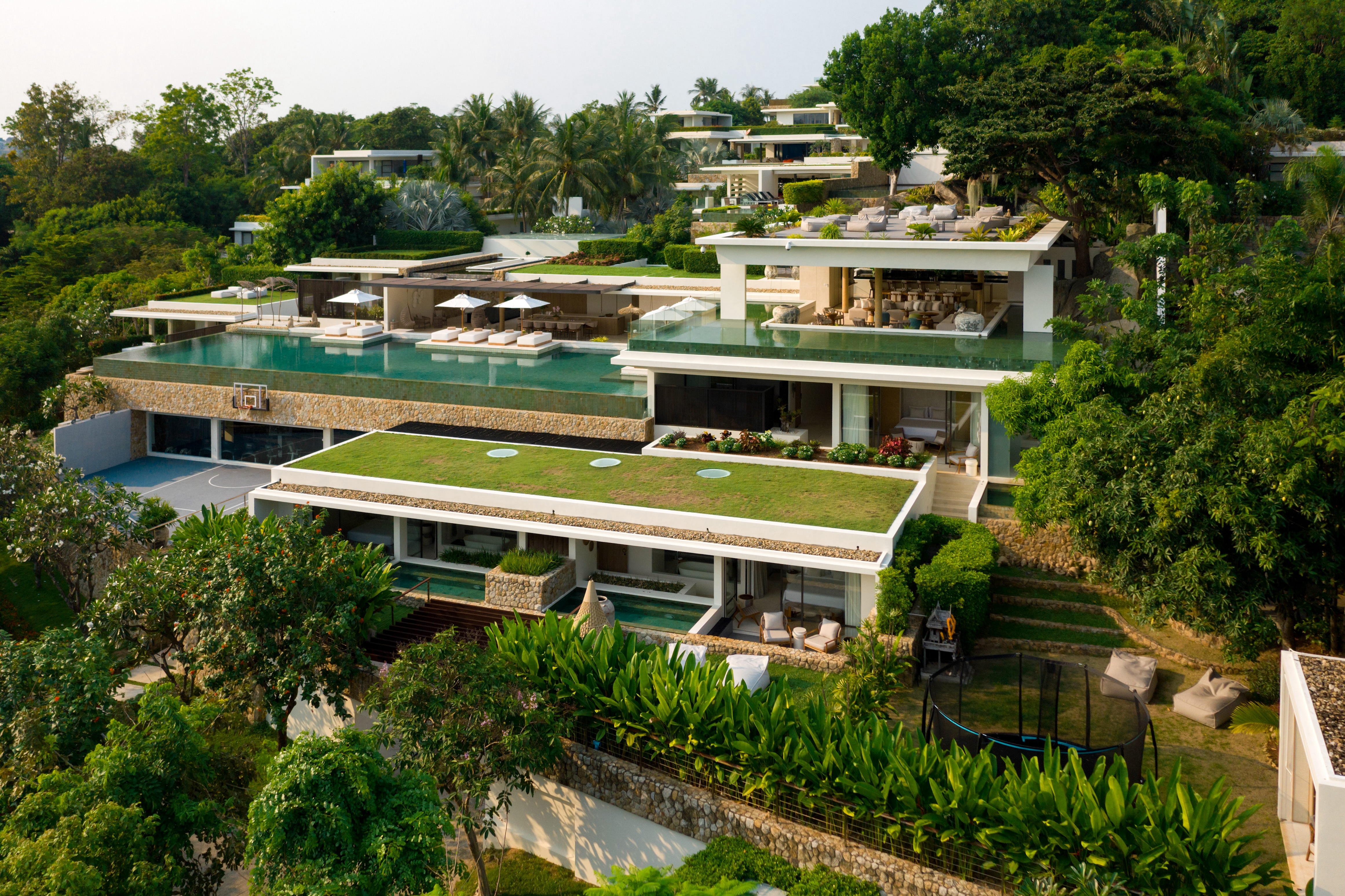 Villa 12 — image 1